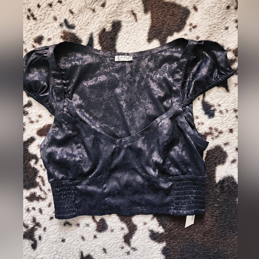 "FREE PEOPLE " WOMEN'S SATIN CROP TOP - BLACK